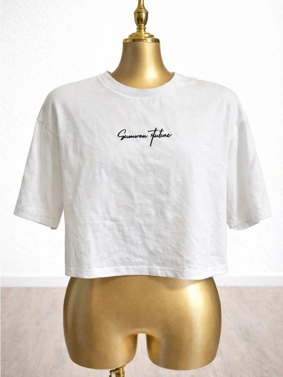 Lot of two - White Graphic Crop Tee - Script & Je T'aime Styles - Picture 5 of 5